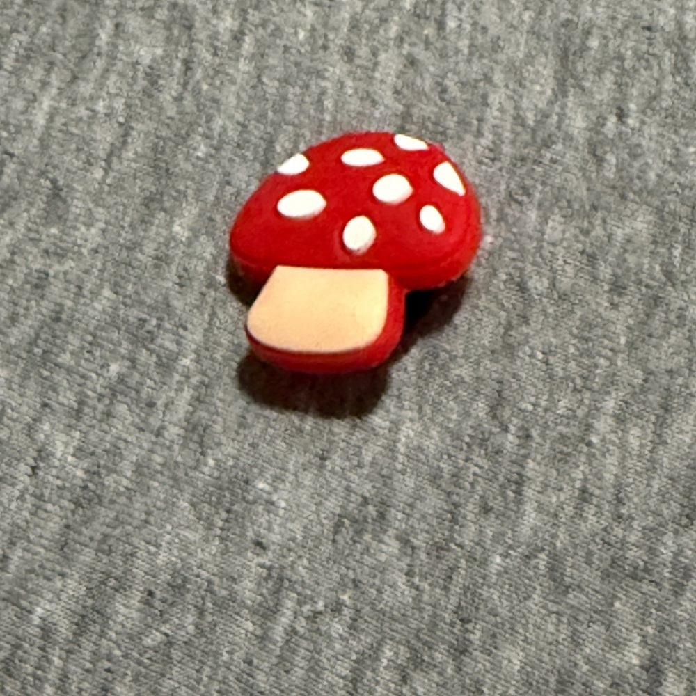 Red Mushroom Kids Shoe Charm - Picture 2 of 3